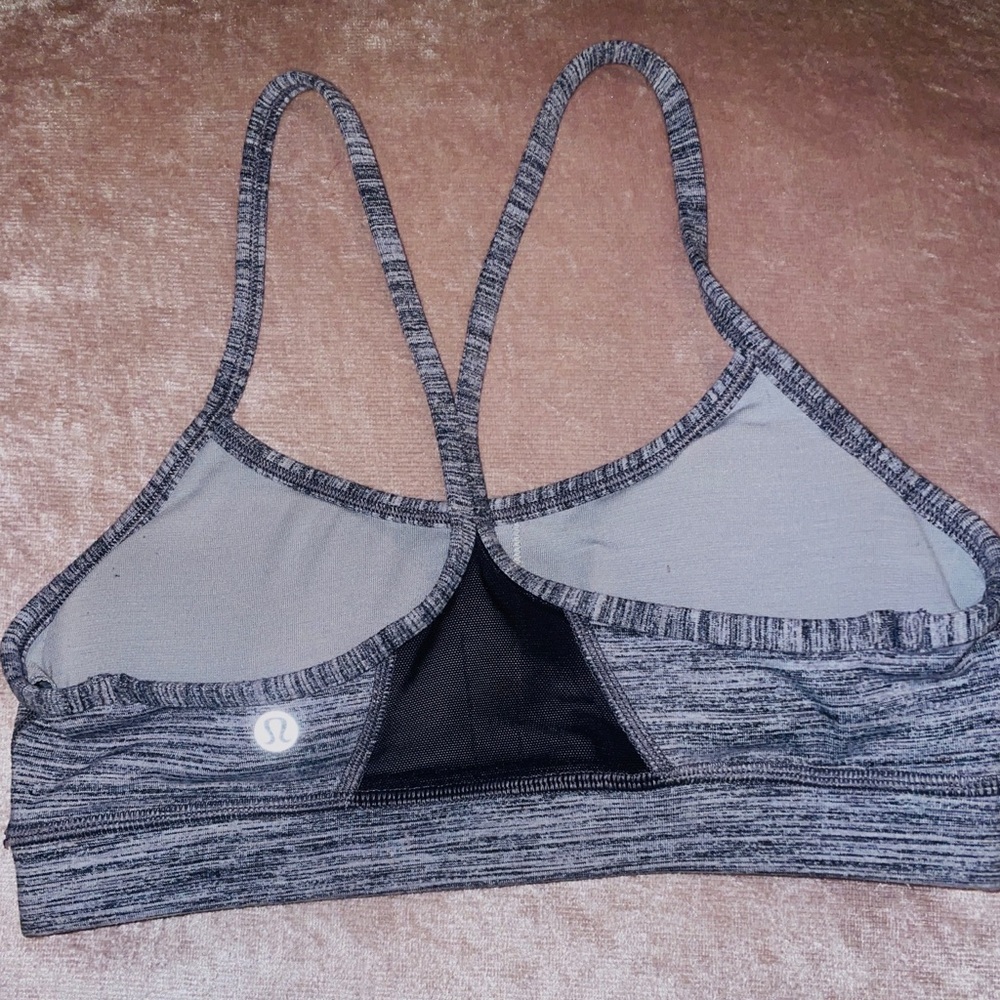 Lululemon Flow Y Nulu Bra